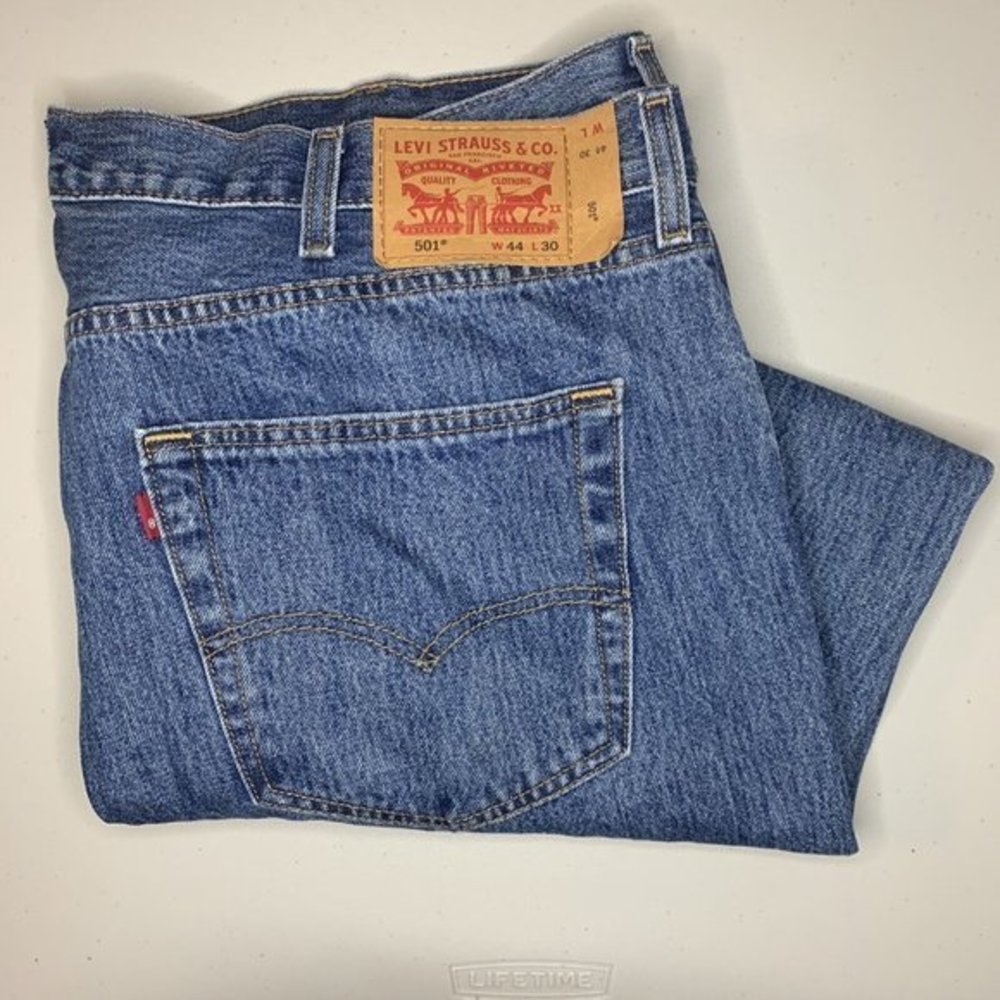 Levis 501 Blue Jeans 44x30 Medium Wash Denim Button Fly‎ Straight Leg Classic